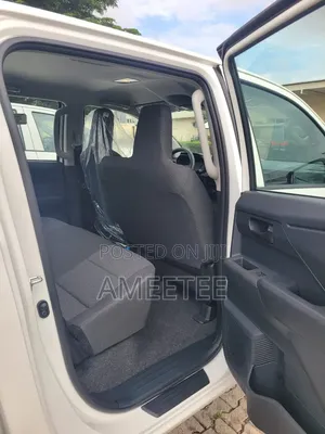New Toyota Hilux 2026 White