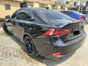 Lexus IS 2016 Black