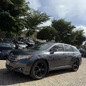 Toyota Venza 2010 Gray