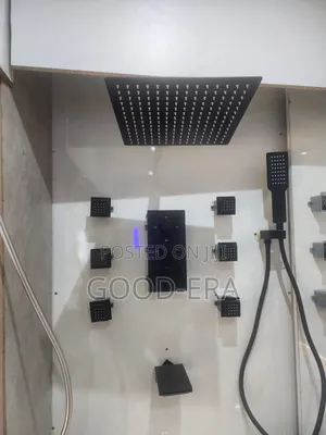 Black Mmaat 6 Ways Jet Conduit Shower
