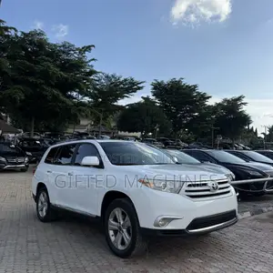 Toyota Highlander 2013 White