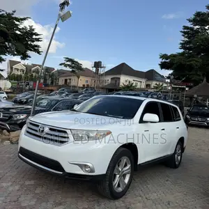 Toyota Highlander 2013 White