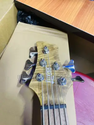 LUXARS S-B60-5 Bass Guitar