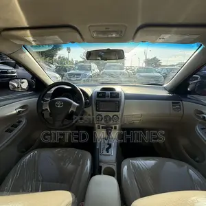 Toyota Corolla 2013 Red