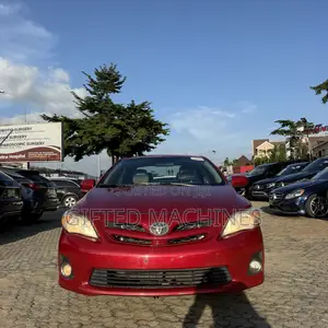 Toyota Corolla 2013 Red