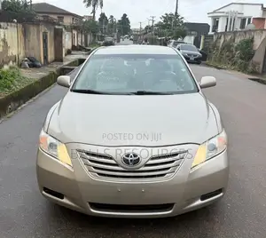 Toyota Camry LE 4dr Sedan (2.4L 4cyl 5A) 2007 Gold