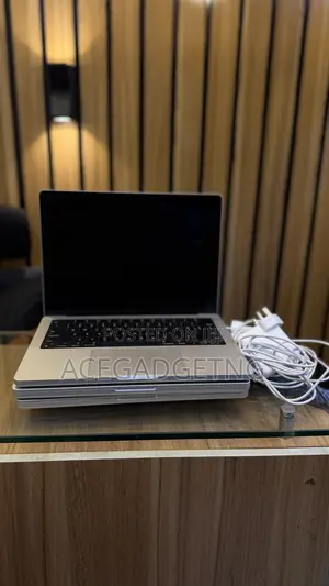 Laptop Apple MacBook Pro 2024 M4 Pro 48GB Apple M4 Pro SSD 1T