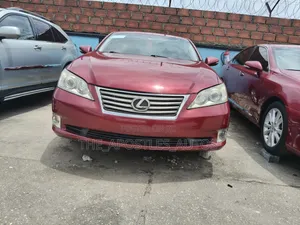 Lexus ES 2012 Red