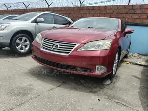 Lexus ES 2012 Red