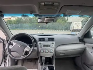 Toyota Camry LE 4dr Sedan (2.4L 4cyl 5A) 2009 Silver