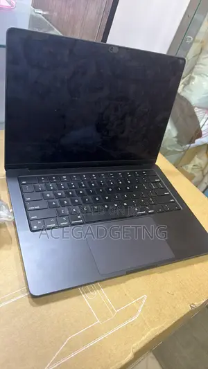Laptop Apple MacBook Pro 2020 M1 16GB Apple M1 SSD 256GB