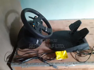 Thrustmaster TMX Force Feedback Racing Wheel for XboxOne-X/S - PC.