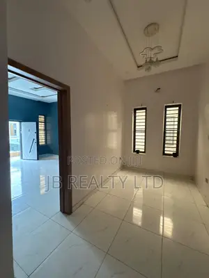 1bdrm Shared Apartment in Lekki for rent