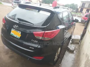 Hyundai Ix35 2013 Black