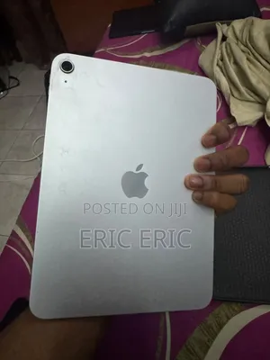Apple iPad (2025) 128 GB Silver