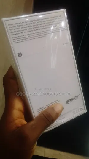 New Apple iPhone 11 256 GB Green