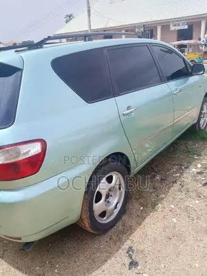 Toyota Avensis Verso 2.0 2007 Blue