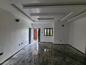 2bdrm Block of Flats in Sars Road, Port-Harcourt for rent