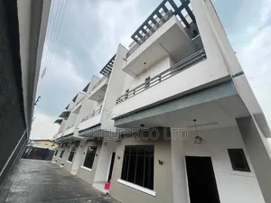 5bdrm Duplex in Gated , Tared Street, Berger for rent