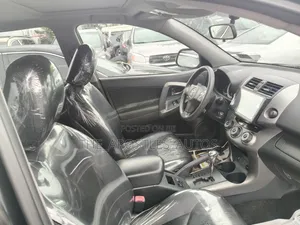 Toyota RAV4 2011 Black