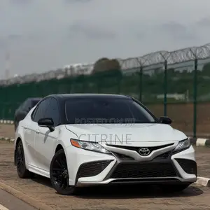 Toyota Camry 2022 White