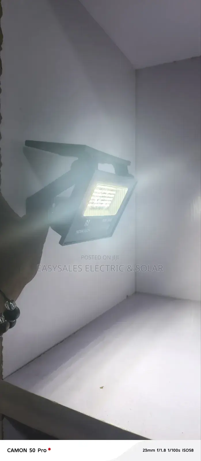 Solar Wall Light