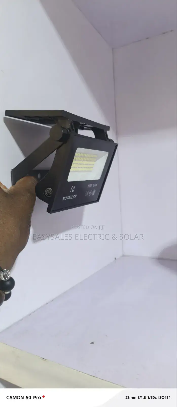 Solar Wall Light