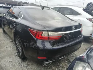 Lexus ES 2017 Black