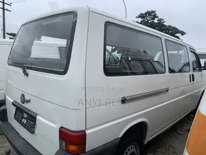 Volkswagen Transporter 2007 White