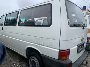 Volkswagen Transporter 2007 White