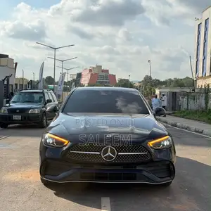 Mercedes-Benz C300 2022 Black