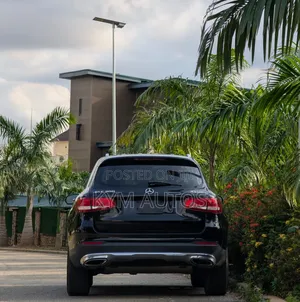 Mercedes-Benz GLC-Class 2016 Black