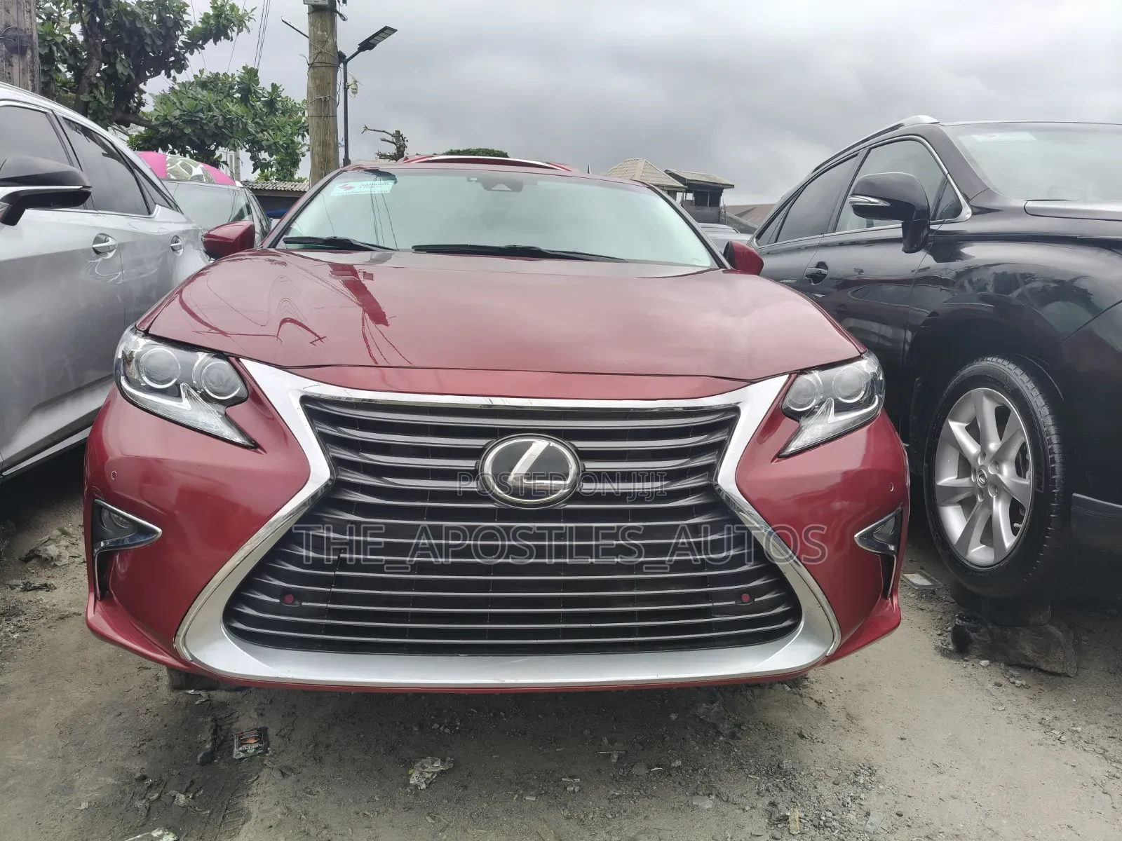 Lexus ES 2017 Red