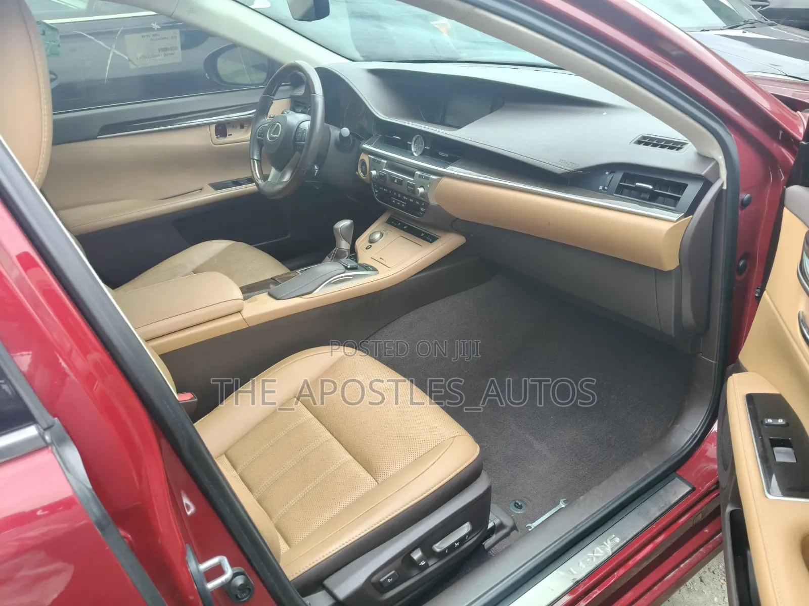 Lexus ES 2017 Red