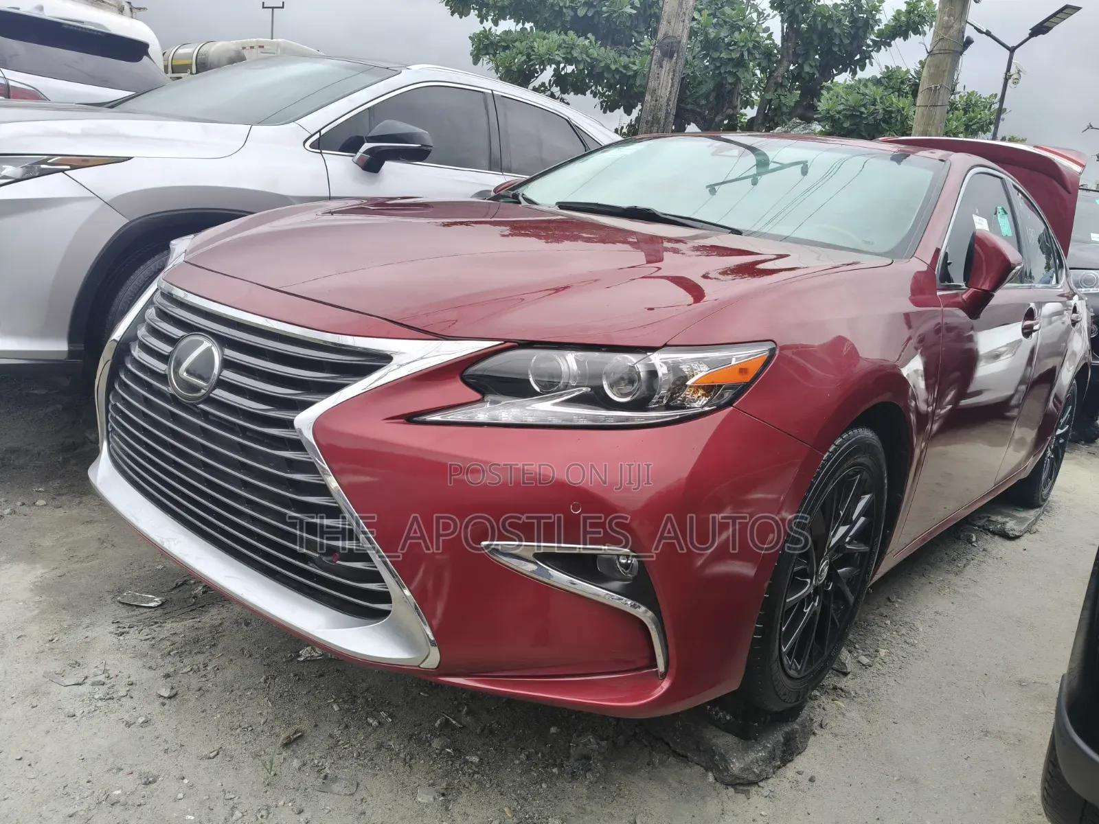 Lexus ES 2016 Red