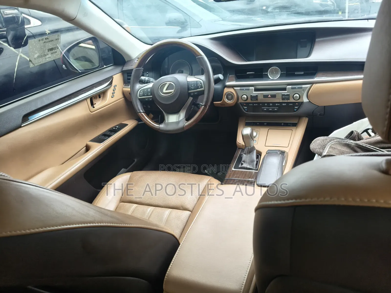 Lexus ES 2016 Red