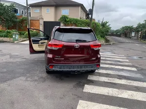 Toyota Highlander 2016 Maroon
