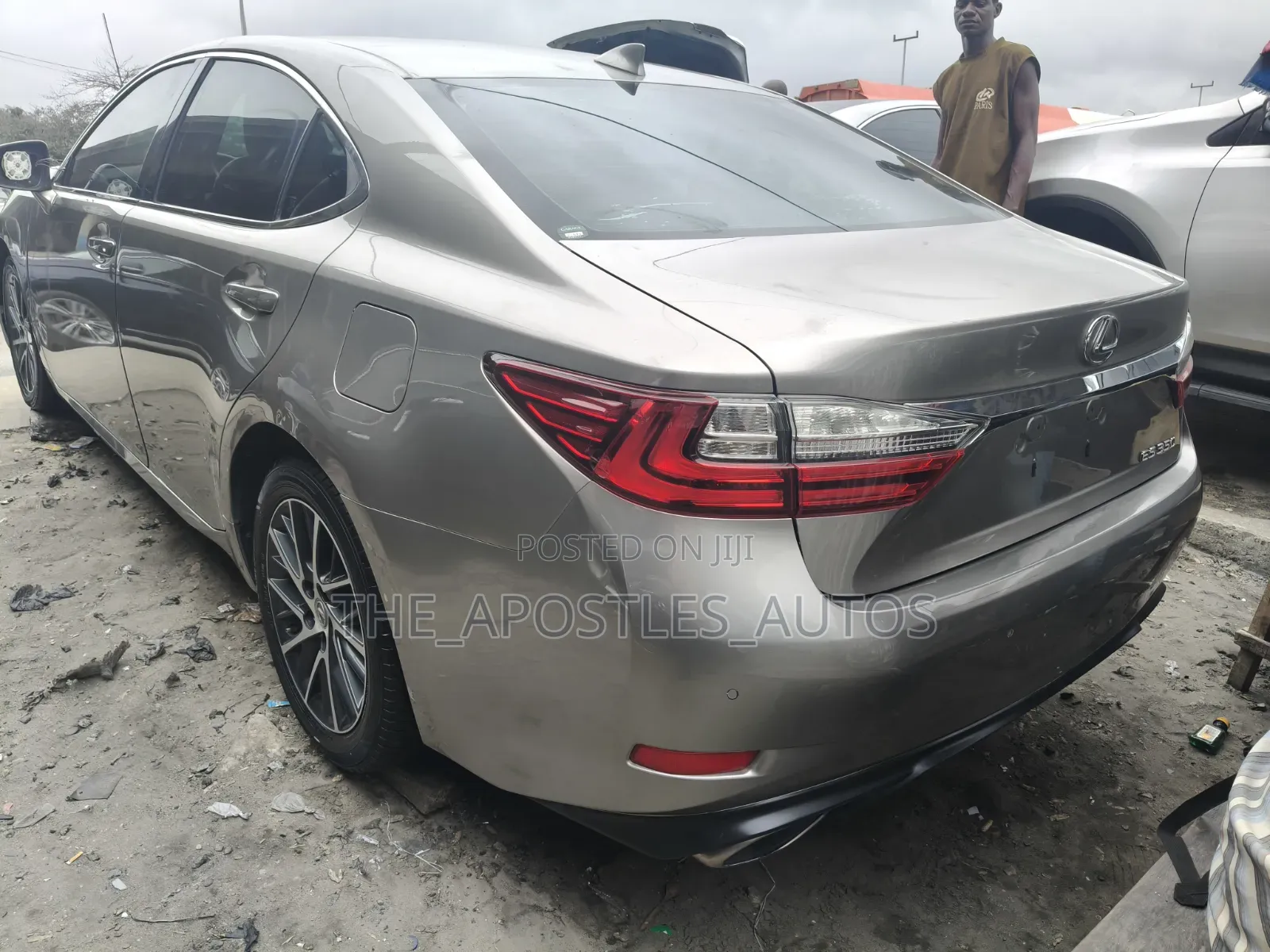Lexus ES 2017 Gold