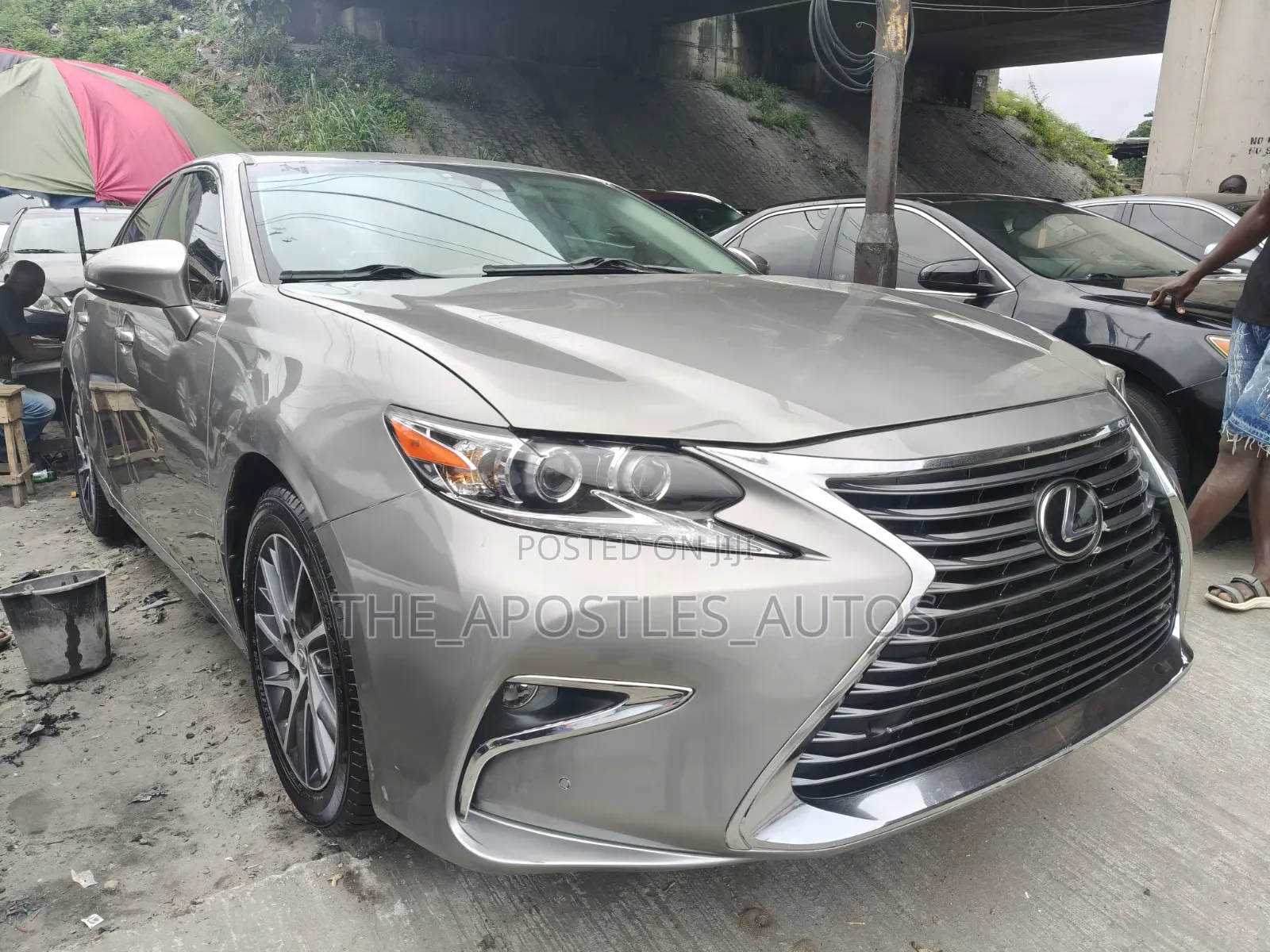 Lexus ES 2016 Gold