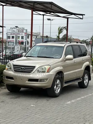 Lexus GX 470 2004 Gold