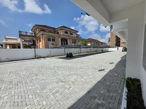 4bdrm Duplex in Old Ikoyi for sale