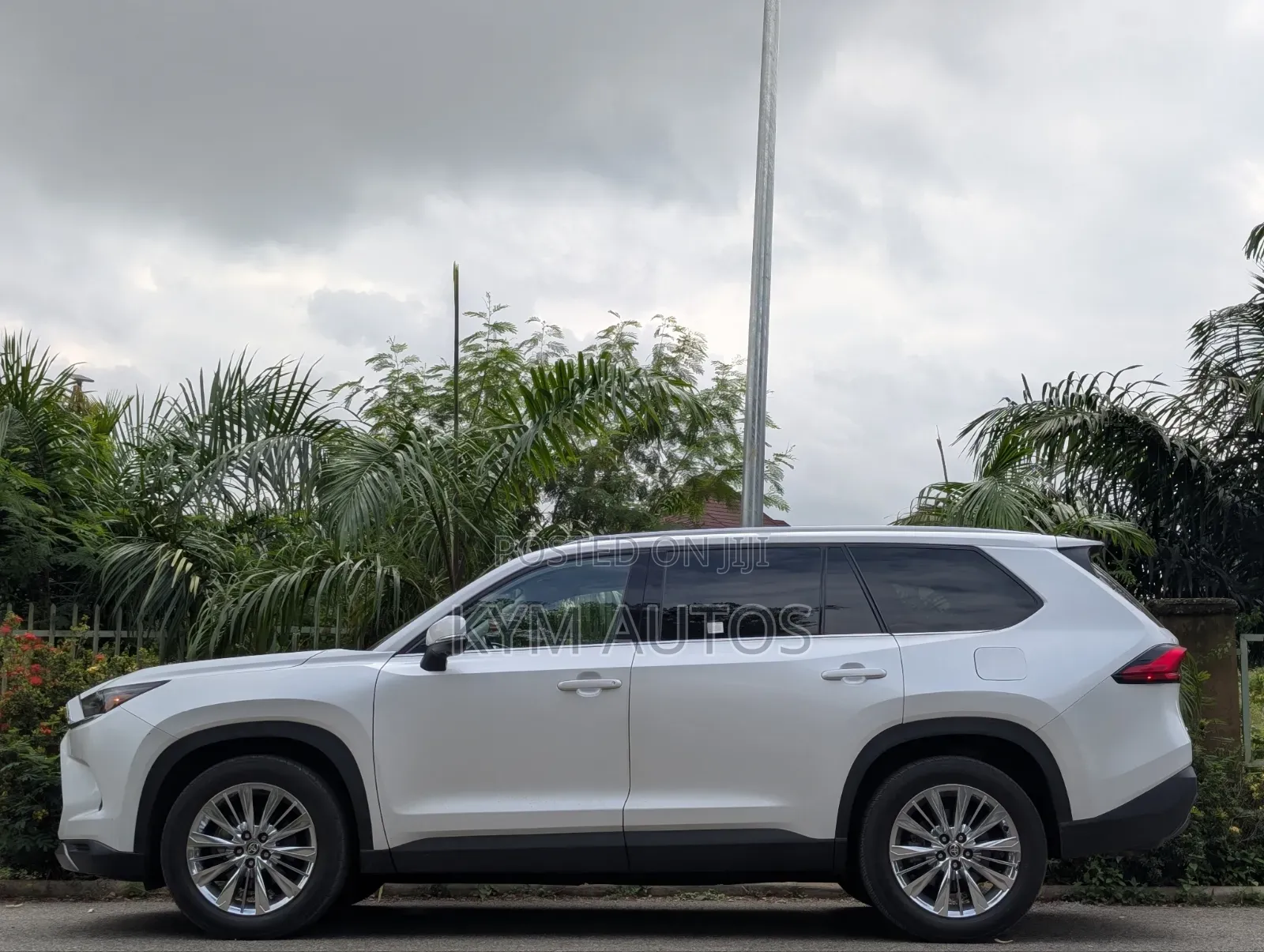 Toyota Highlander 2024 White
