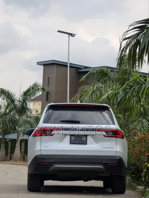 Toyota Highlander 2024 White