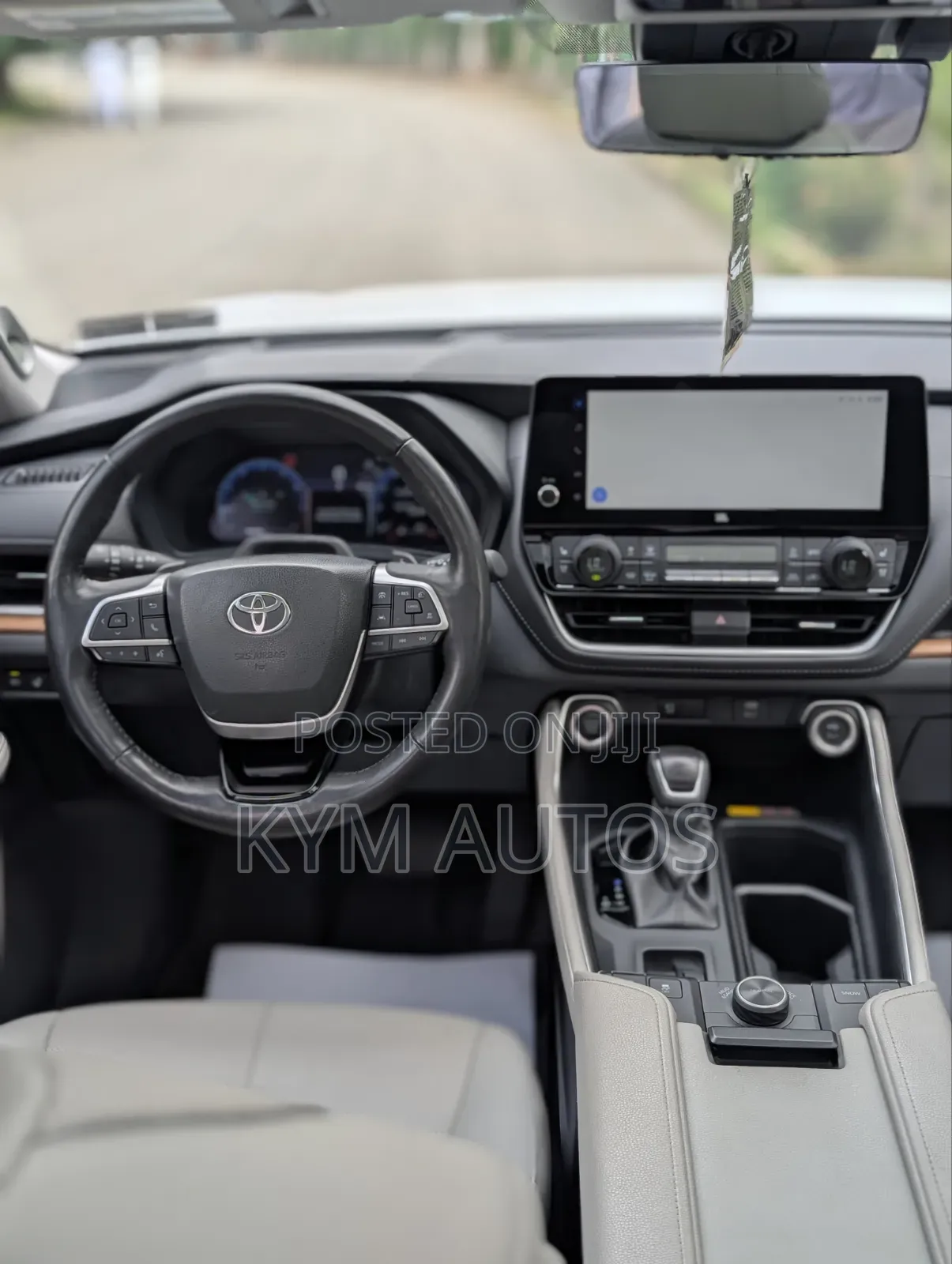 Toyota Highlander 2024 White