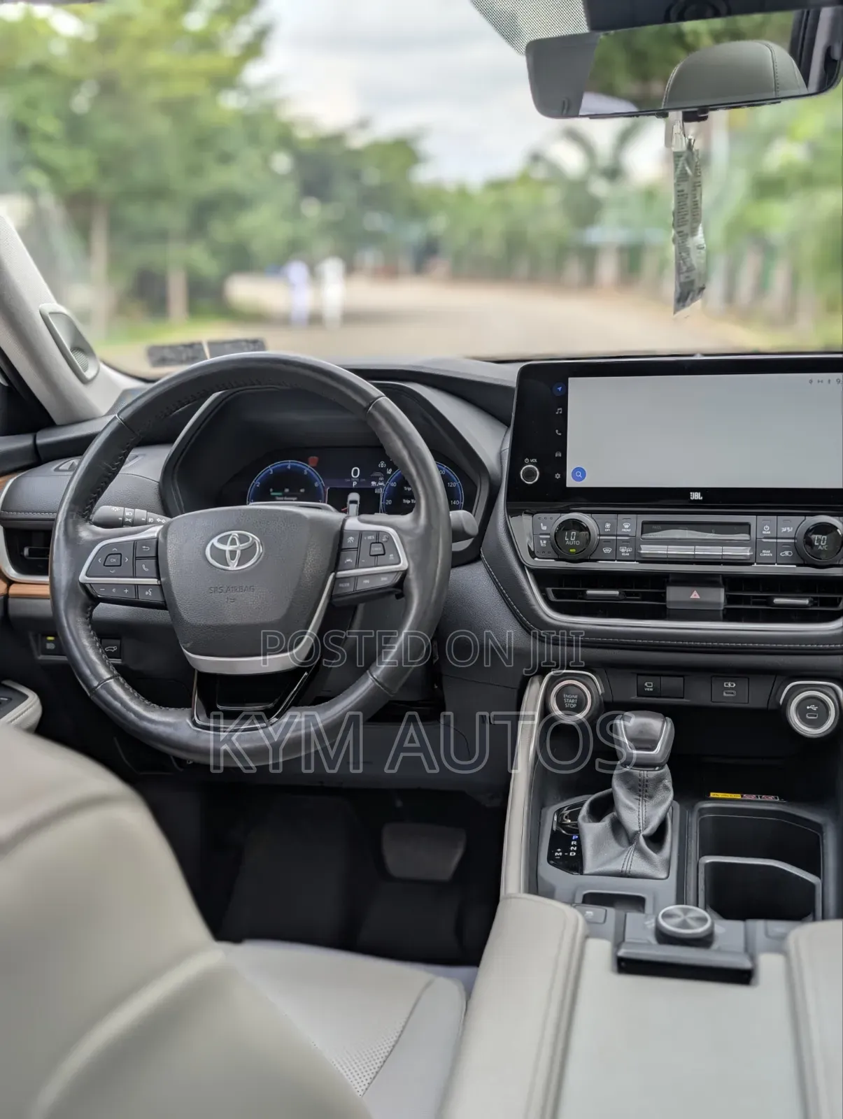 Toyota Highlander 2024 White