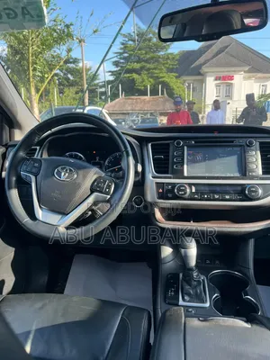 Toyota Highlander 2016 Black