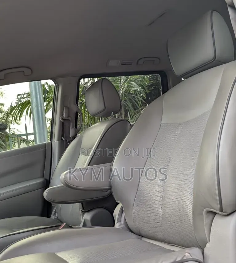 Nissan Quest 2015 Black