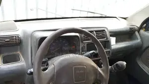 Suzuki APV Minibus 2005 Yellow