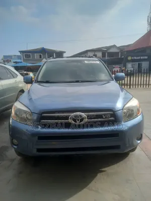 Toyota RAV4 V6 2006 Blue