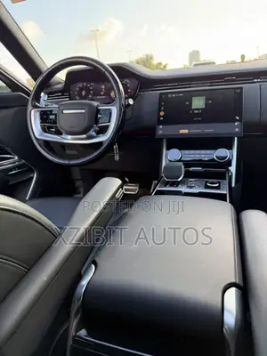 Land Rover Range Rover Vogue 2023 Gray
